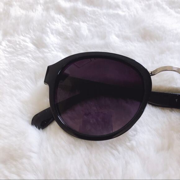 Mya Black & Silver Round Fashion Sunglasses - Picture 4 of 10